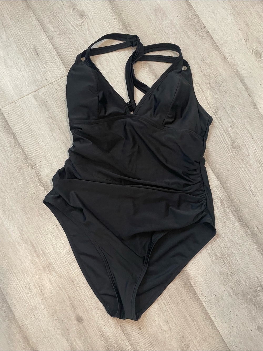Cupshe Black One-Piece Swimsuit with Crisscross Straps